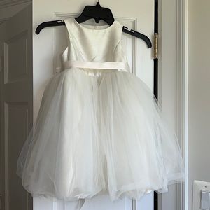 Preowned Fancy Flower Girl Dress. White silk-like bodice and frilly tulle skirt